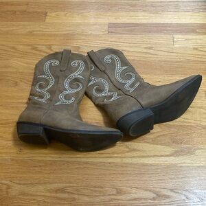 American Rag cowgirl boots